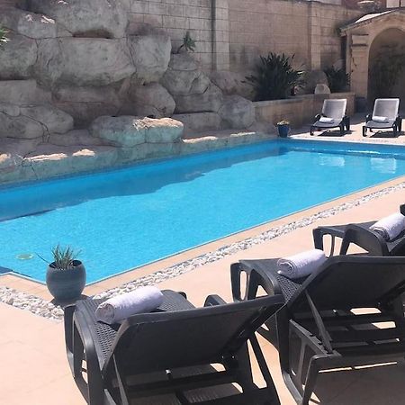 Velver Mansion, Malta - Luxury Villa With Pool 나샤르 외부 사진