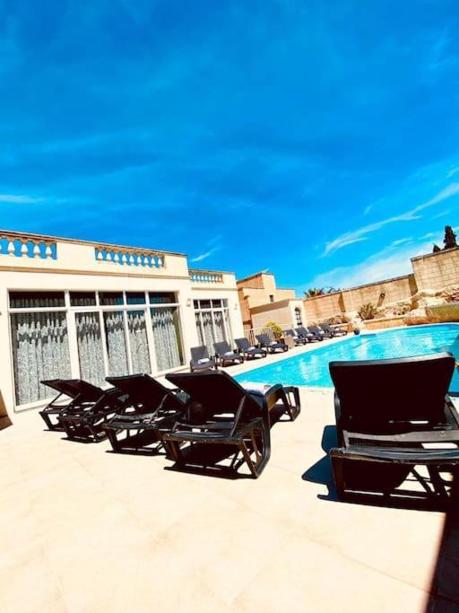 Velver Mansion, Malta - Luxury Villa With Pool 나샤르 외부 사진